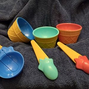 Kids icecream serving set